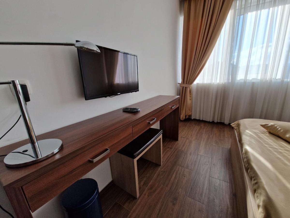 Motel Celebic Mitrovica Kültér fotó