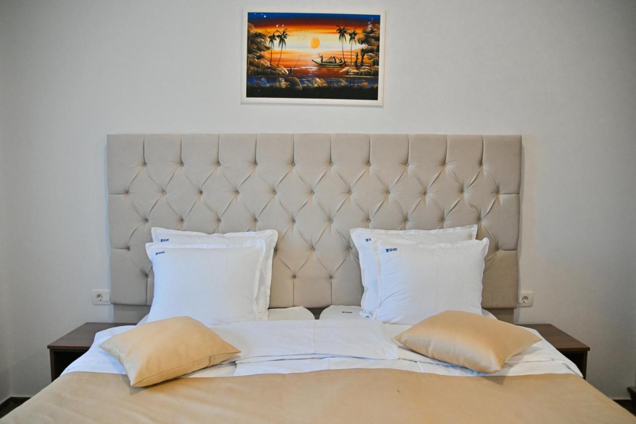 Motel Celebic Mitrovica Kültér fotó