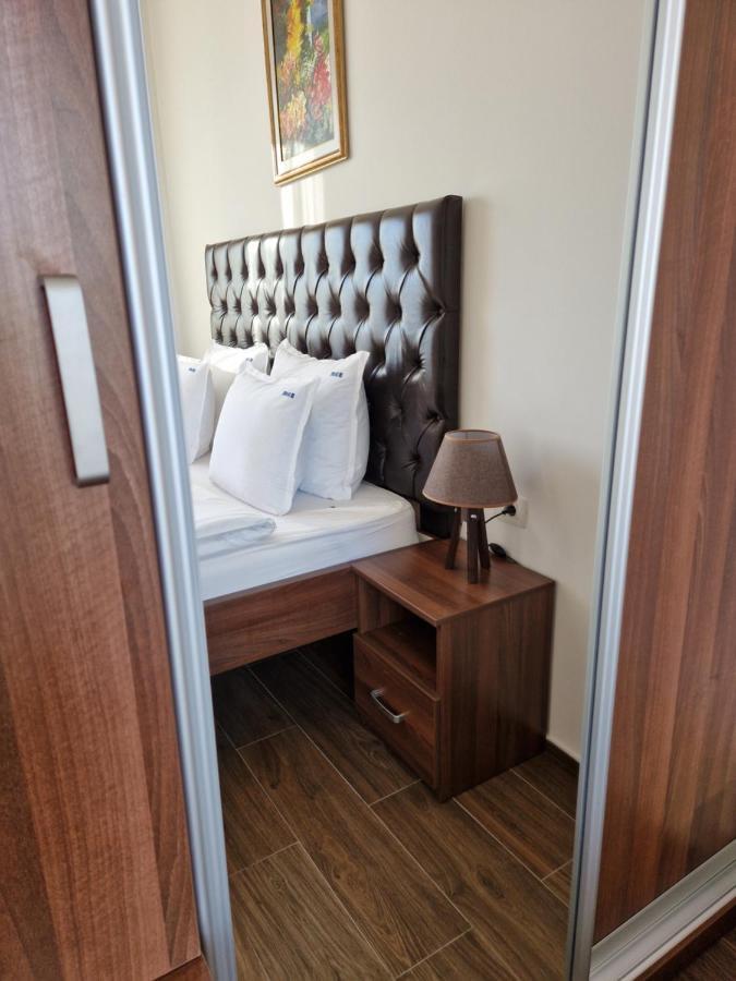 Motel Celebic Mitrovica Kültér fotó