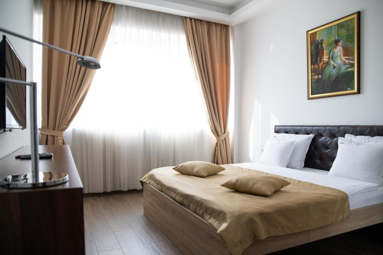 Motel Celebic Mitrovica Kültér fotó